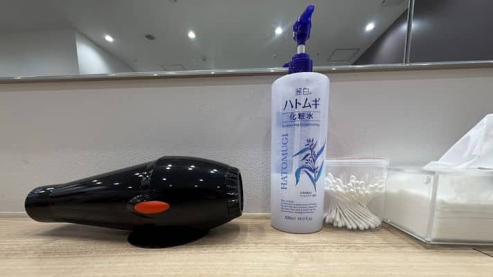 LAVAのドライヤーと化粧水
